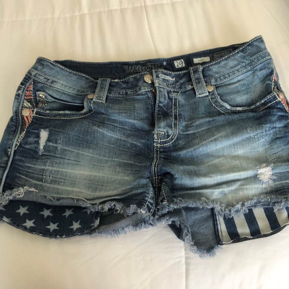 Miss Me Shorts
